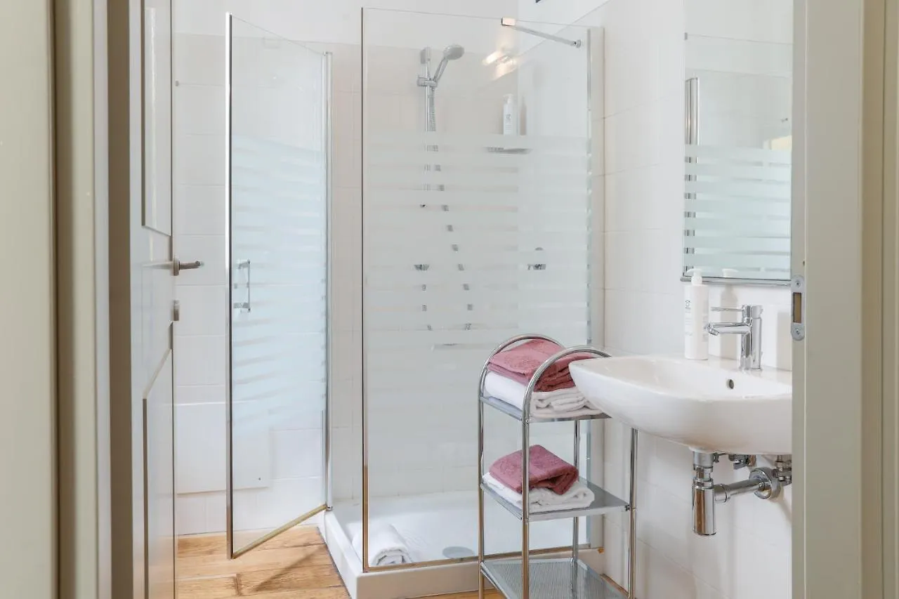 Lakefront Contemporary - By My Home In Como Cadenabbia Apartment