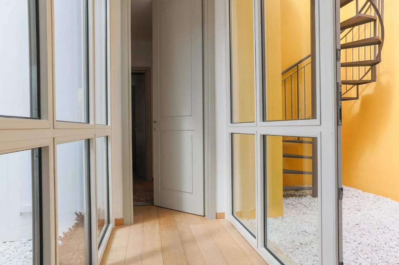 Apartment Lakefront Contemporary - By My Home In Como Cadenabbia Italy